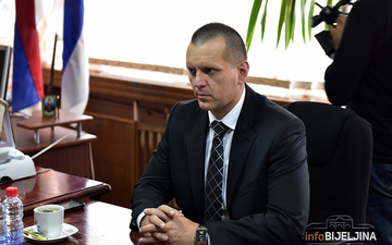 Lukač: Utvrđeno ko je oštetio službeno vozilo Kabineta predsjednika Srpske