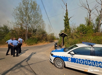 Amajlije: Požar zaprijetio vikend naselju, na nogama kompletna vatrogasna jedinica (FOTO)