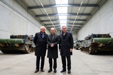 Evropa počela da se naoružava: Rekordna ulaganja u odbranu i nuklearne planove