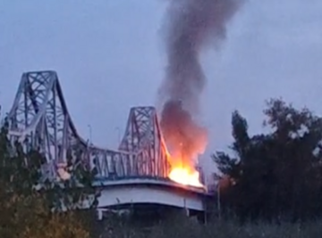 Gori kamion na Rači, na terenu tri vatrogasna vozila (FOTO)