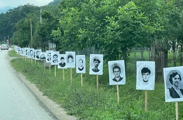 Načelnik Bratunca zaradio krivičnu prijavu zbog fotografija žrtava rata