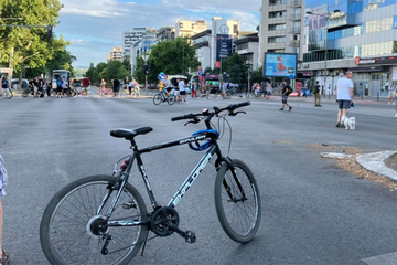 Počele blokade u Novom Sadu: "Zavrni rukav. Napravi blokadu."