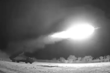 Ukrajina ima novo moćno oružje, Zelenski objavio snimak napada na ciljeve u Rusiji (VIDEO)