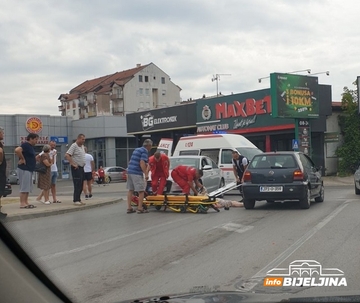 Bijeljina: Vozilom udario ženu, zadržana u bolnici 