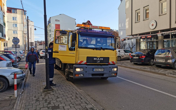 Bijeljina: Pauk naišao na 376 nepropisno parkiranih vozila, koliko ih je odnio?