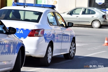 Teška nesreća na magistralnom putu Zvornik-Bijeljina : Jedna osoba poginula (FOTO)