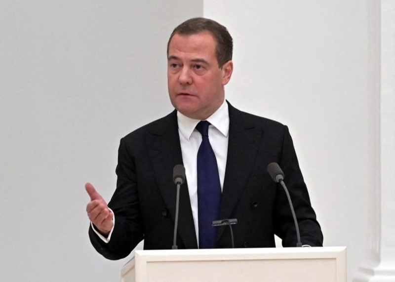 Medvedev: Ruska ekonomija neće propasti zbog sankcija