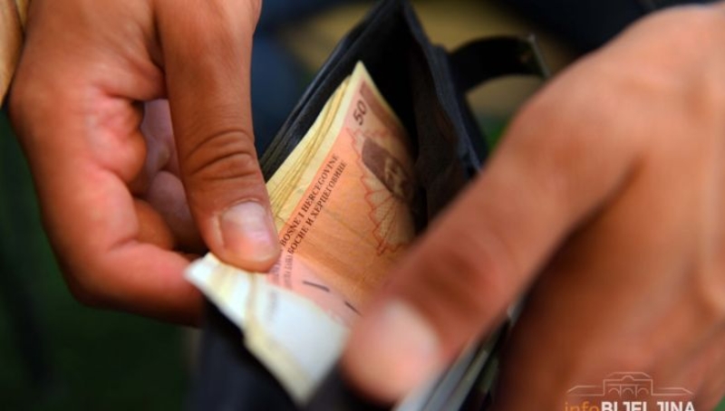 Prosječna februarska plata u Srpskoj 1.091 KM