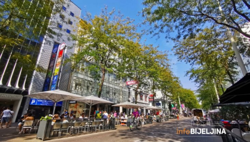 U Austriji maske ponovo obavezne u zatvorenom