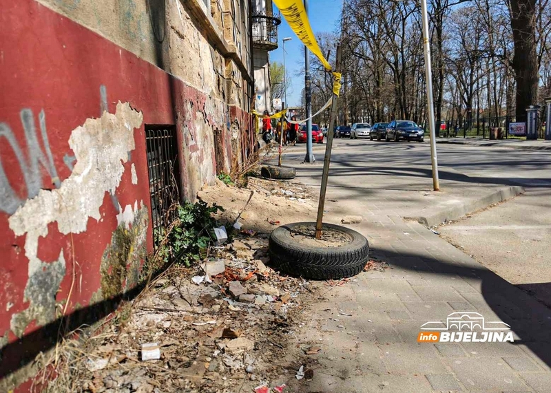 ZABORAVLJENI ŠUT Fasada otpala, niko je ne uklanja