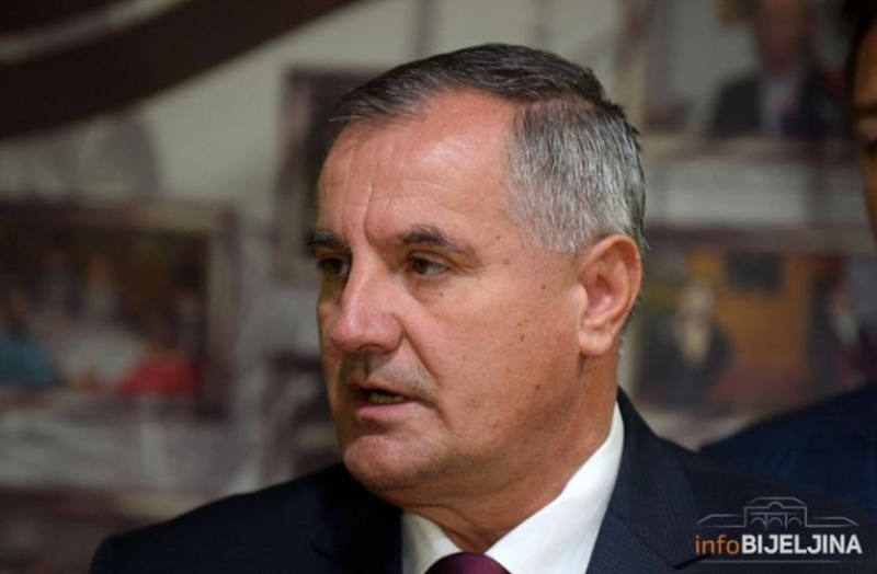 Višković: Uskoro prijedlog povećanja plata i penzija