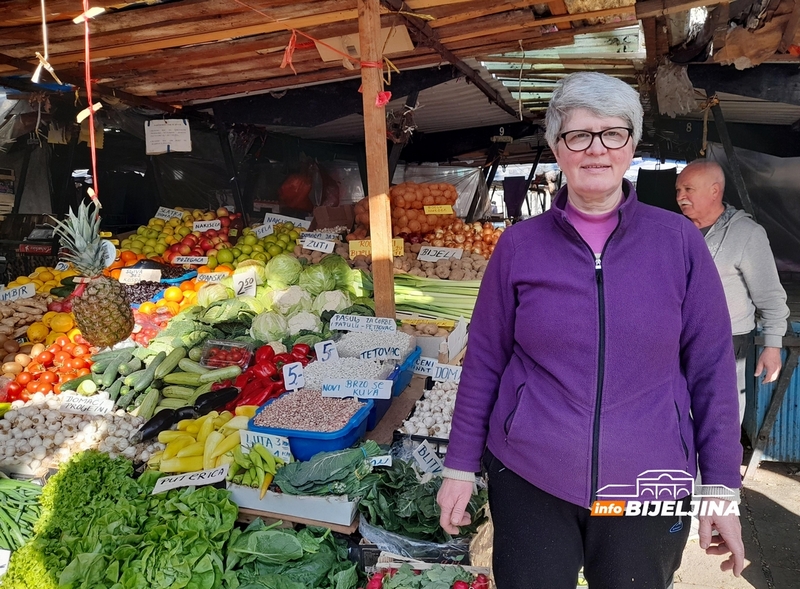 Bijeljina: Voće i povrće DRASTIČNO POSKUPJELO, ponuda odlična, potražnja slaba (FOTO)