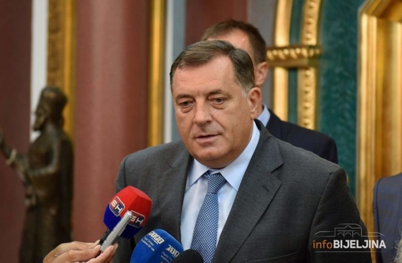 Dodik: U Sarajevo dolazim blindiranim autom, ne osjećam se sigurno