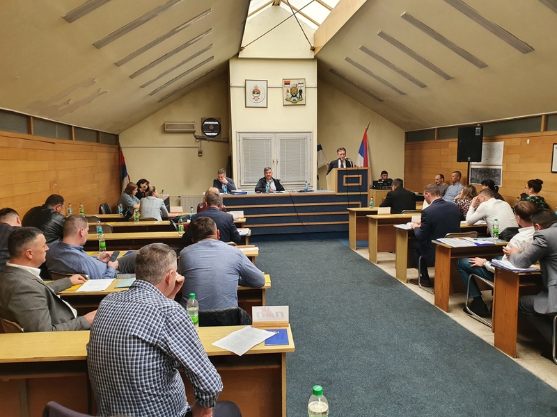 Perić: Smjene čelnika Skupštine opštine Ugljevik su nelegalne