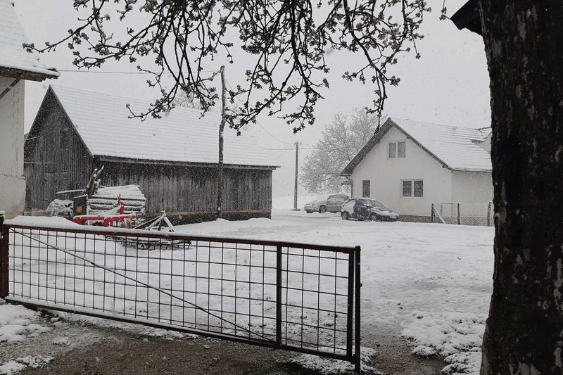 Snijeg u Novom Gradu i Krupi na Uni