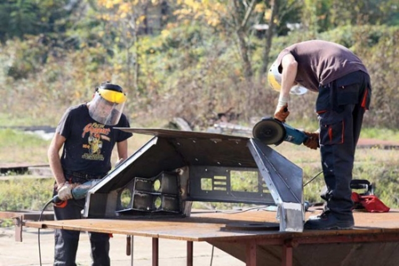 Novo oklopno vozilo Vihor na jubileju MUP-a Srpske