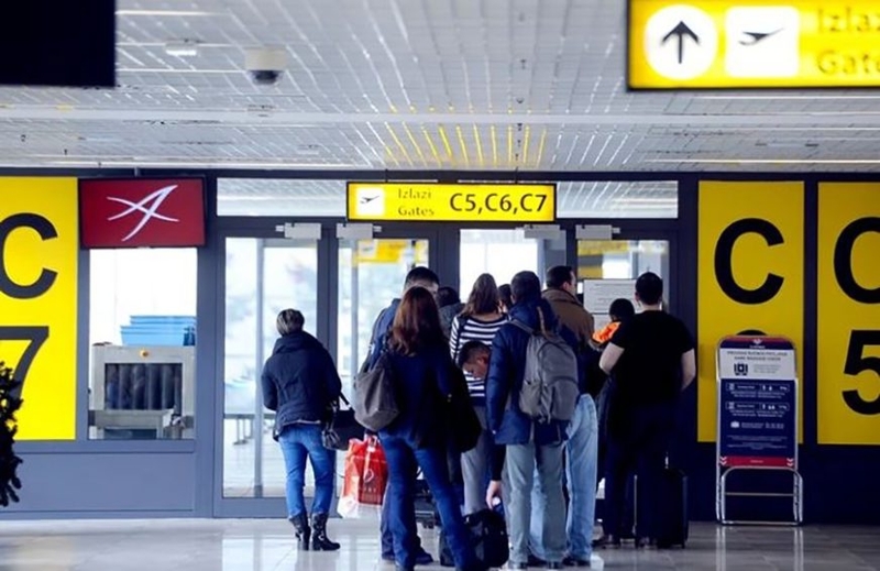 Predrag je gledao majku i kćerku kako se opraštaju na aerodromu i zbog njegovih riječi mnogi su ostali bez daha