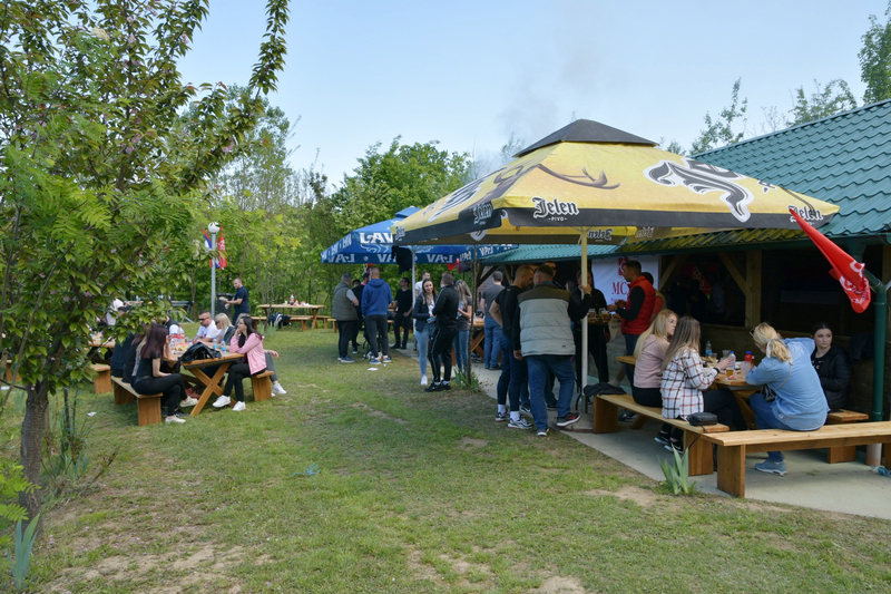MSD Bijeljina: Oko 400 mladih okupilo se na izletištu u Ljeljenči