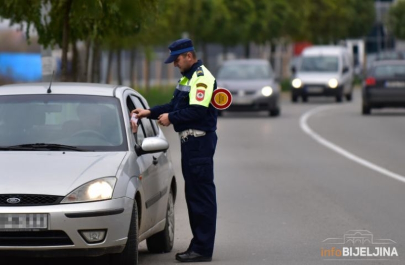 Policajci u Srpskoj svakog dana ulove 50 pijanih vozača