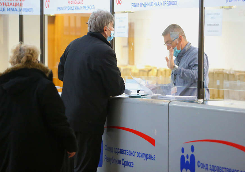 Otvore bolovanje, pa ODLAZE U PROVOD: Simulante prijavljuju i privatne i javne firme