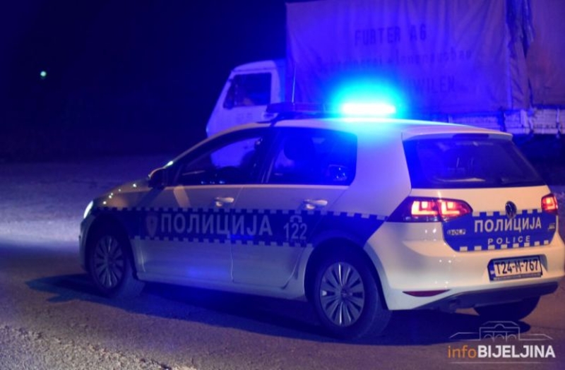 Sudar tri vozila u Janji: Pijan prešao u suprotnu traku i izazvao udes