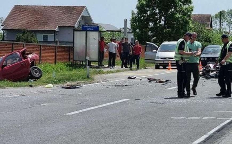Troje mrtvih u teškoj nesreći kod Šapca, među žrtvama i trogodišnje dijete