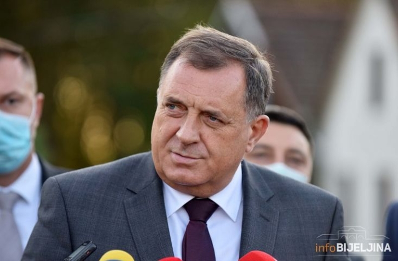 Dodik: Obavijestio sam ambasadore o neistinitoj Džaferovićevoj političkoj mantri